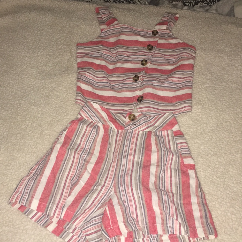 Top and bottom set
